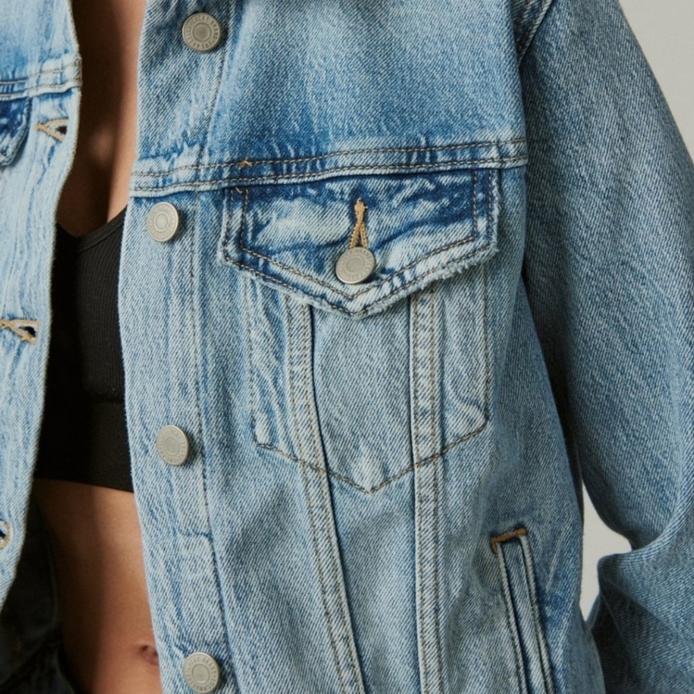 NWT Lucky Brand Tucker Denim jacket - Picture 6 of 14